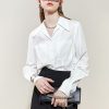 Camisa de cuello con muescas para mujer