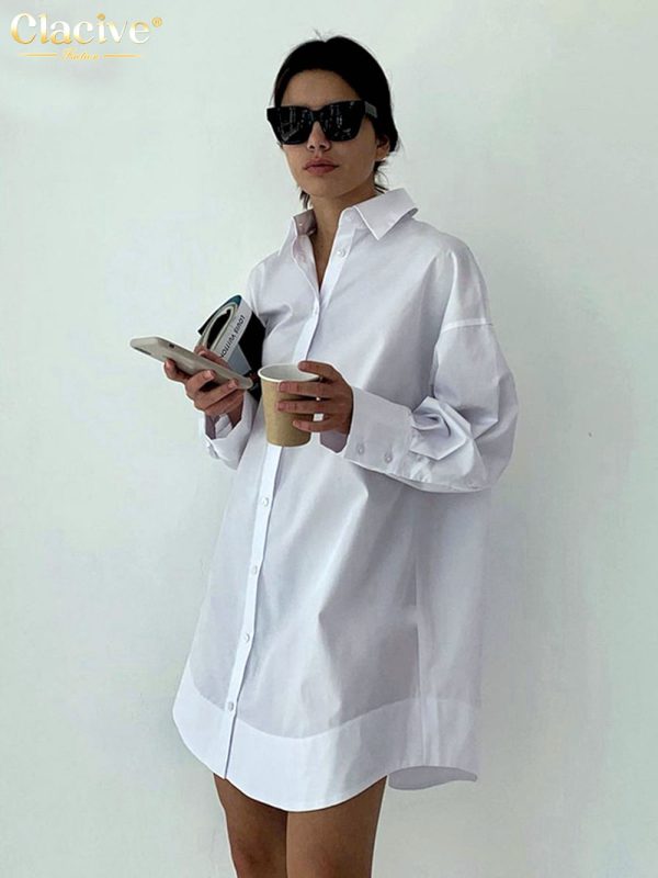 Camisa de tapeta holgada blanca para mujer