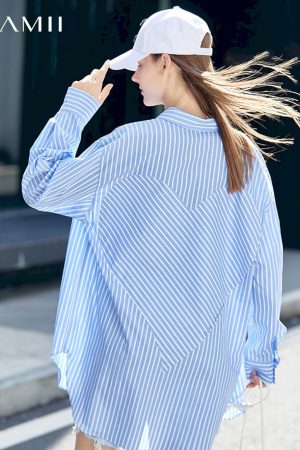 Camisa minimalistas a rayas azules para mujer