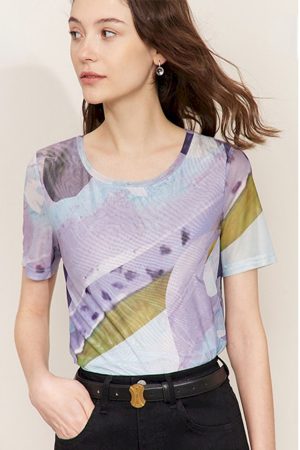 Camisetas minimalistas para mujer