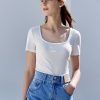 Camisetas minimalistas para mujer