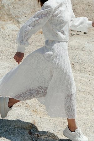 Faldas de encaje minimalistas para mujer