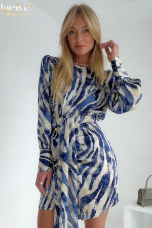 Holgado Vestidos cortos de manga larga con cuello redondo para mujer