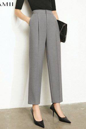 Pantalones minimalistas de invierno para mujer
