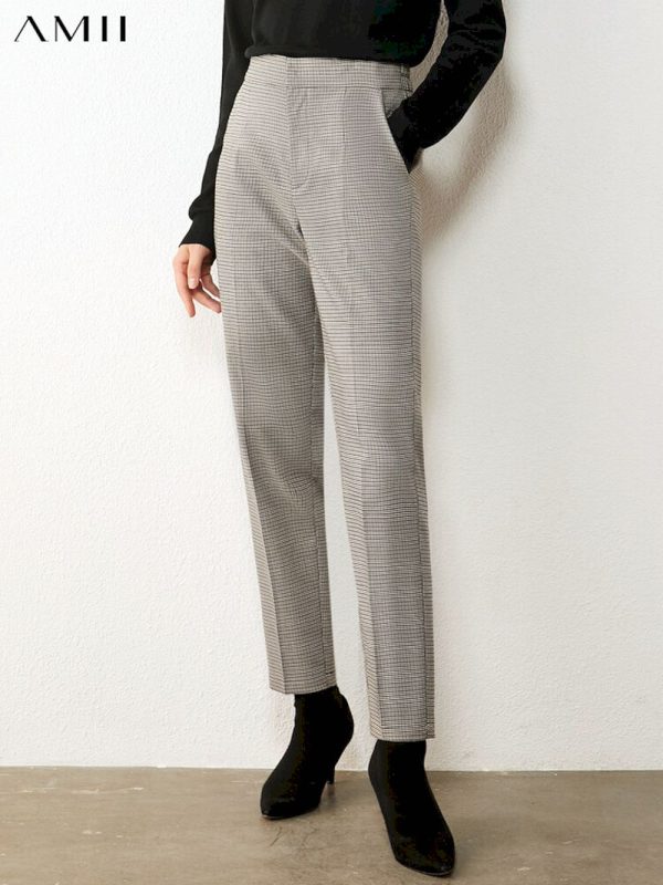 Pantalones minimalistas de otoño para mujer