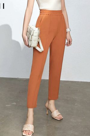 Pantalones minimalistas de primavera para mujer