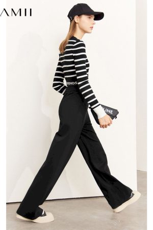 Pantalones rectos minimalistas para mujer