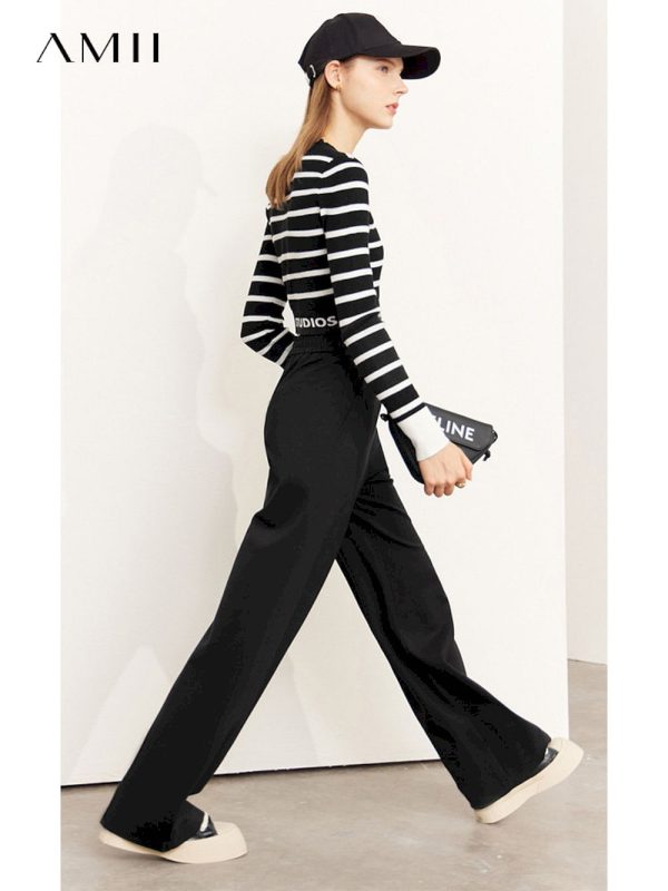 Pantalones rectos minimalistas para mujer