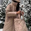 Parkas acolchadas con bolsa para mujer