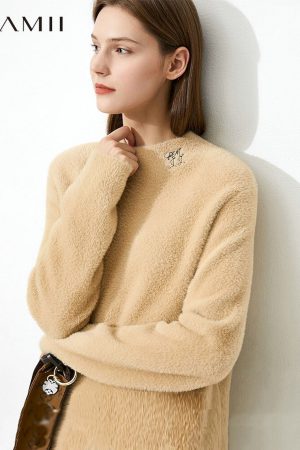Suéteres de cuello alto minimalistas para mujer